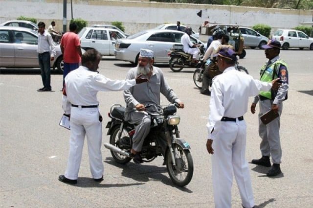 Taffic policepeca0